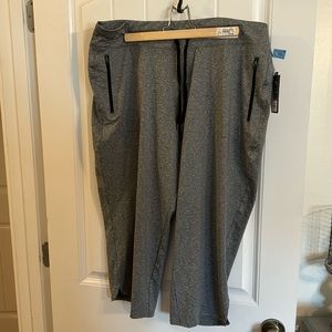 Tell Gear Capri pants